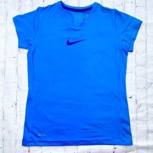 NWOT Women’s XL Nike Dri-Fit Run Cycle Performance Shirt